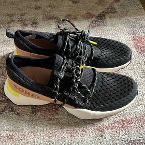 Sorel kinetic impact shoes